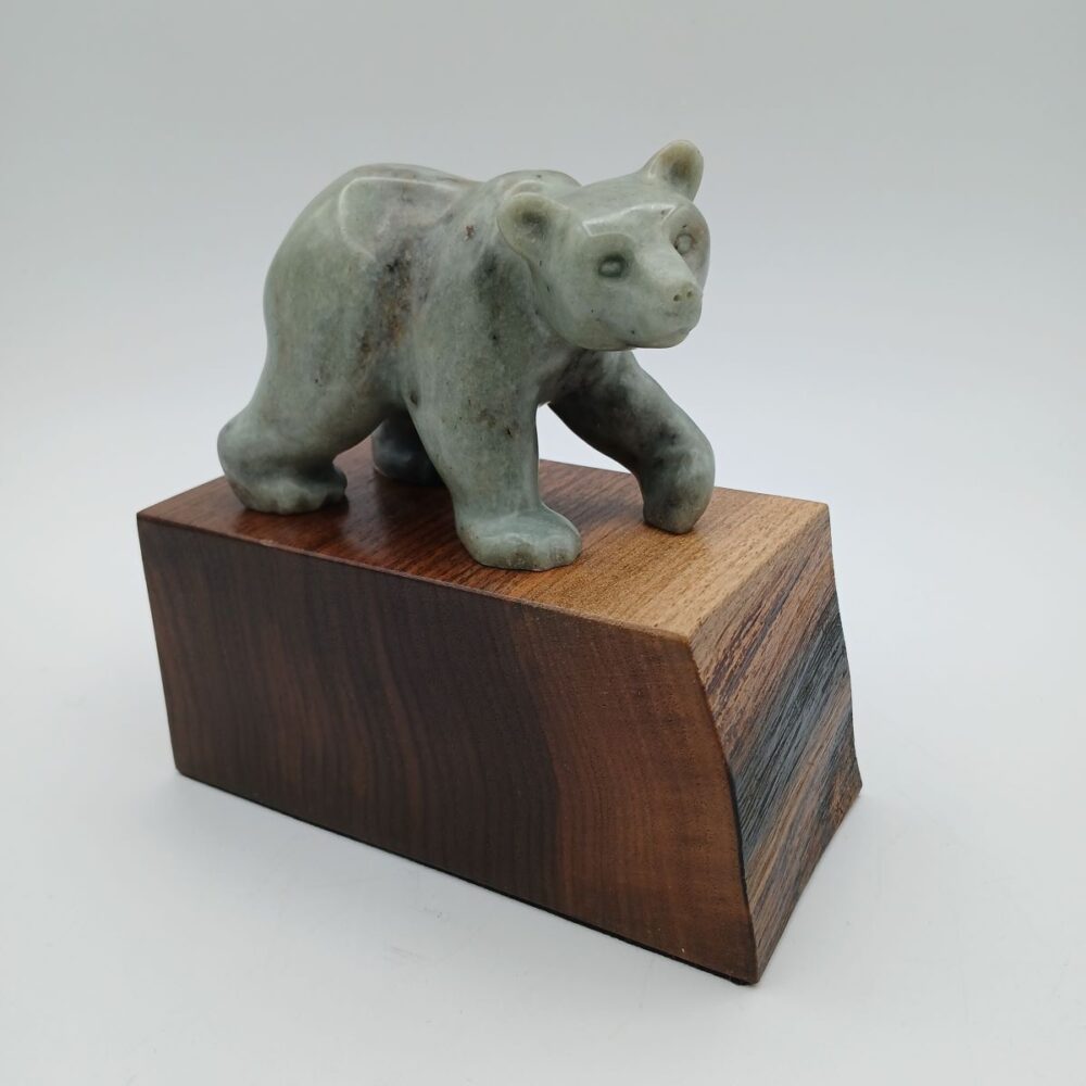 bear sculpture